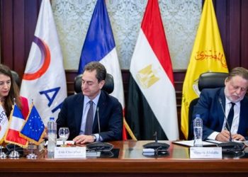 محافظ البنك المركزي يوقع مذكرة تعاون مع الفرنسية للتنمية لتنفيذ برنامج “Finance in Common”