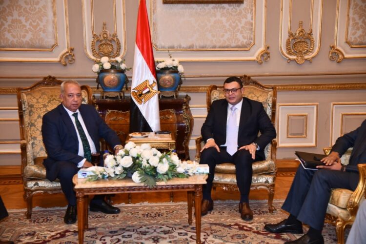 وزير الإسكان: تنفيذاً لتوجيهات فخامة الرئيس السيسى.. نعمل على تلبية احتياجات شرائح المواطنين من السكن.. وتحقيق حياة كريمة لهم 1 وزير الإسكان: تنفيذاً لتوجيهات فخامة الرئيس السيسى.. نعمل على تلبية احتياجات شرائح المواطنين من السكن.. وتحقيق حياة كريمة لهم