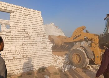 إزالة 17 تعديا على أراضي أملاك الدولة في البحيرة