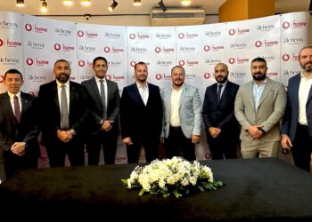 اتفاق شراكة بين ڤودافون مصر وألكامي للتطوير العقاري لتطوير خدمات الاتصالات في المنتجعات