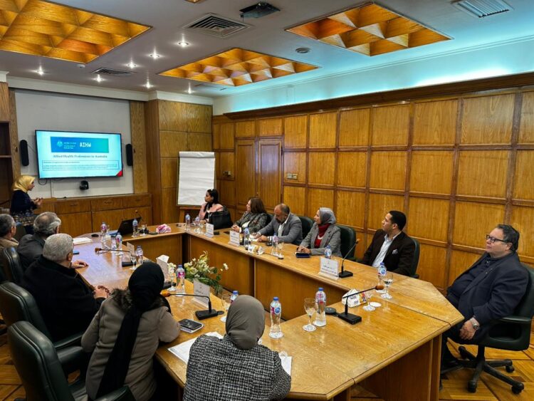 جامعة برج العرب التكنولوجية تبحث التعاون مع القطاع الصحى بجمعية رجال الأعمال بالاسكندرية 1 جامعة برج العرب التكنولوجية تبحث التعاون مع القطاع الصحى بجمعية رجال الأعمال بالاسكندرية