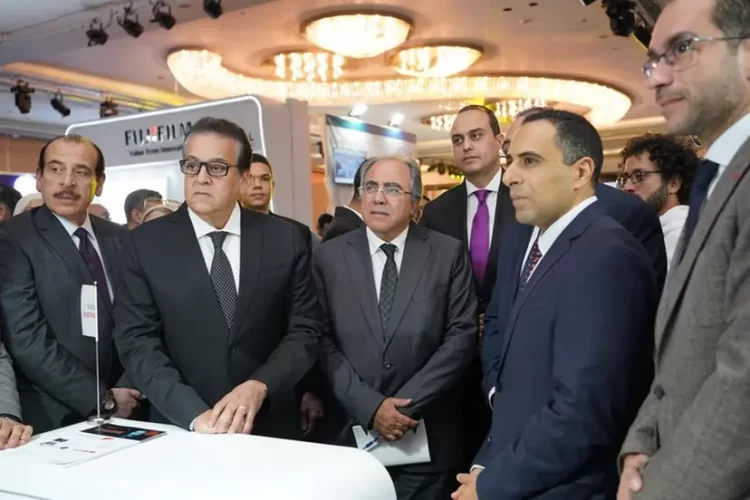 سيمنز هيلثينيرز تشارك في المؤتمر المصري الدولي الثالث للأشعة وتجدد التزامها بالابتكار في مجال الرعاية الصحية من خلال حلولها المبتكرة ومبادراتها 1 سيمنز هيلثينيرز تشارك في المؤتمر المصري الدولي الثالث للأشعة وتجدد التزامها بالابتكار في مجال الرعاية الصحية من خلال حلولها المبتكرة ومبادراتها