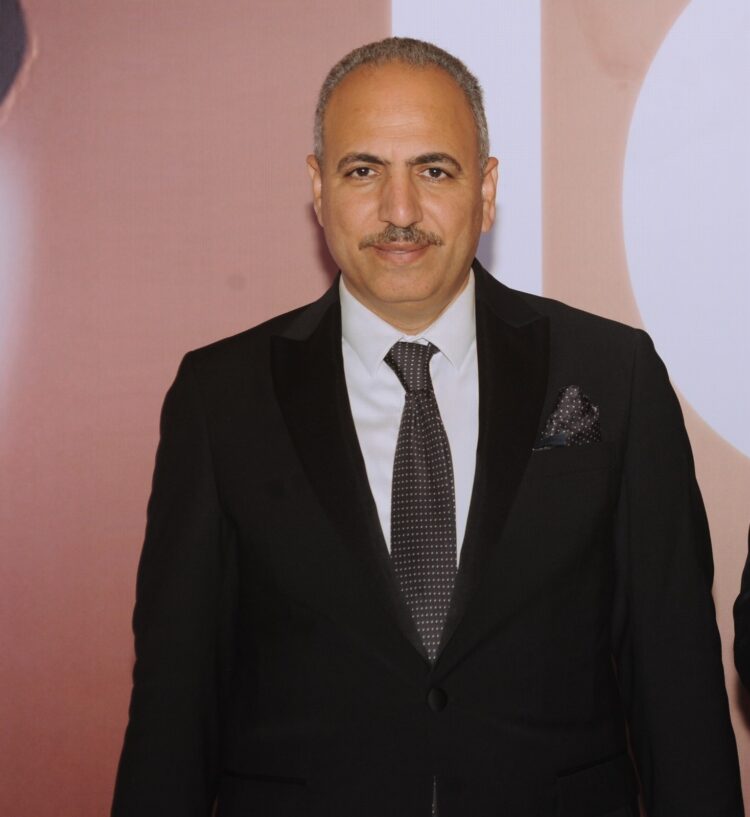 عبد الرحمن الزعيم رئيسًا لمجلس إدارة جمعية رجال أعمال ومستثمري بدر بإجماع الأعضاء 1 عبد الرحمن الزعيم رئيسًا لمجلس إدارة جمعية رجال أعمال ومستثمري بدر بإجماع الأعضاء