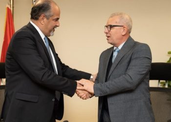 «الأولى» توقع بروتوكول تعاون مع «الإسكان» لسد فجوة تمويل الوحدات المتوسطة